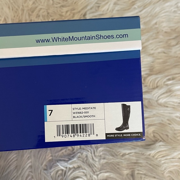 New | White Mountain | Black Boots - Picture 5 of 15